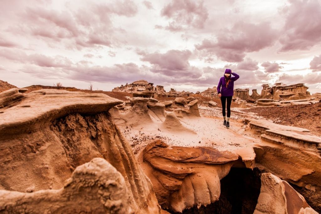 Heat Things Up at the Valley of Fire - Las Vegas Dating Ideas