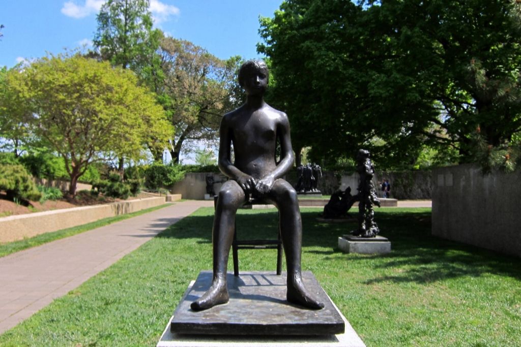 Visit the National Gallery of Art’s Sculpture Garden - Washington Dating Ideas