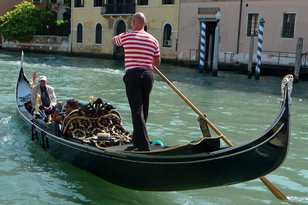 Go for a Gondola Ride in City Park - New Orleans